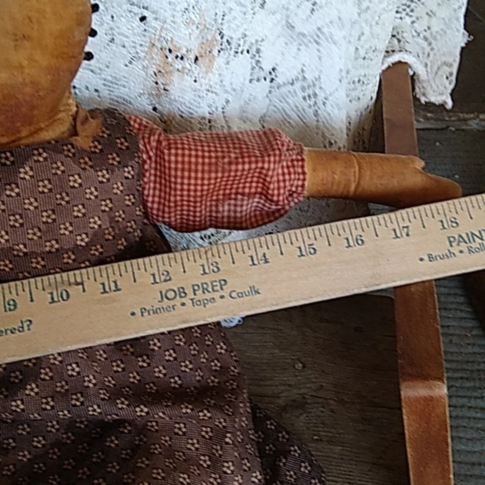 Primitive Doll - Picture 8 of 9